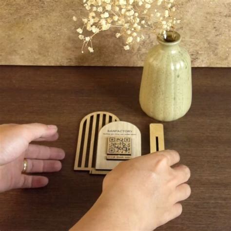 Bảng gỗ để bàn quét mã QR Code SAN-QR02: thay đổi nội theo yêu cầu sử ...