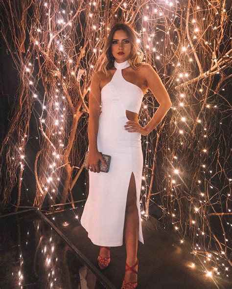 Look Festa Do Branco Feminino - Look de festa: vestido branco assimétrico | Vestido branco, Look festa ...