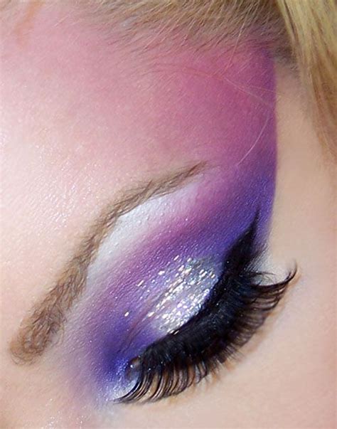 Pin by Tina Marie Romero-Herrero on Make-up and nails | Rock makeup ...
