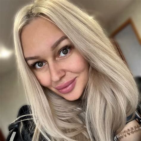Анюта🦊 (@aniuta_timofeeva19) • Threads, Say more