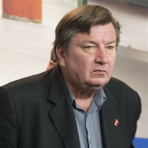 Aki Kaurismäki - Wikipedia | Aki, Cinematographer, Screenwriting
