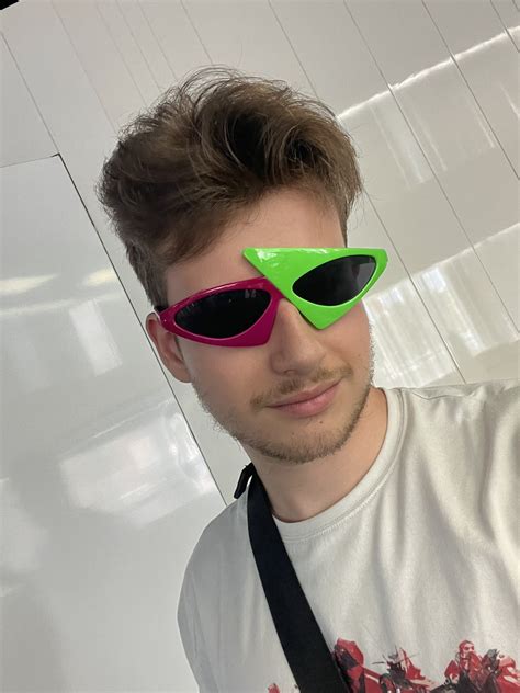 amyYy (@amydrafts_) / Twitter