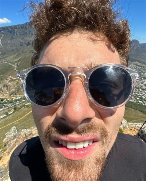 iman gadzhi wiki age height  girlfriend