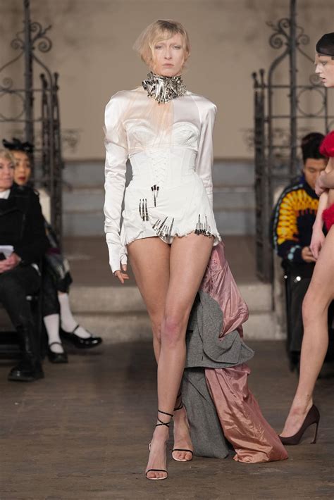 Dilara Findikoglu Fall 2023 Fashion Show | The Impression