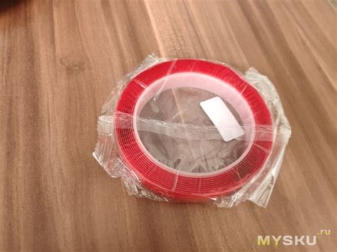 Многоразовый скотч двухсторонний.
