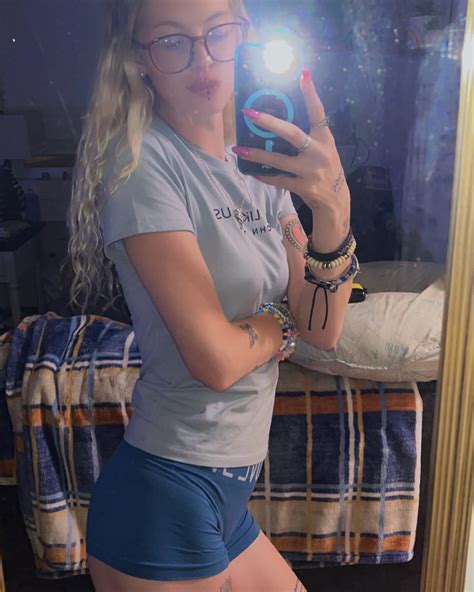 Instagram photo by 💕nicole selena♋️ • Apr 15, 2025 at 2:18 AM