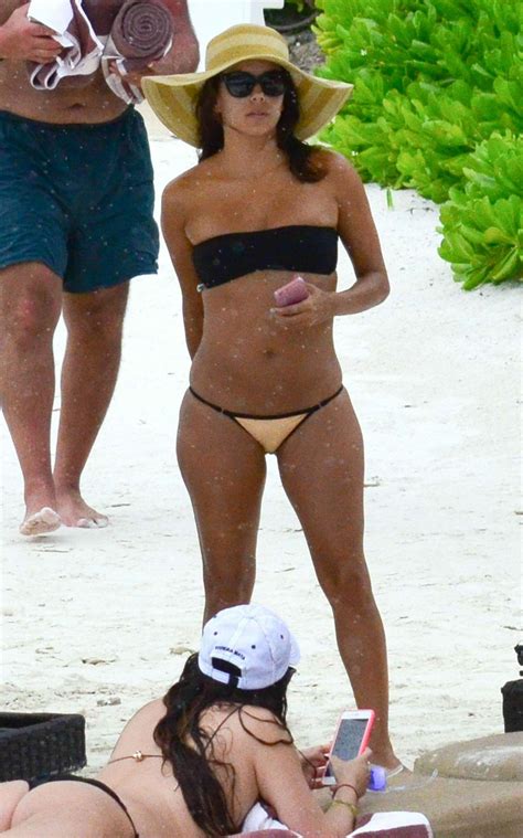 EVA LONGORIA in Bikini At a Beach in Cancun 10/11/2015 – HawtCelebs