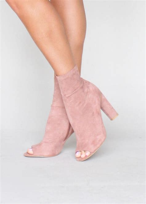 Shoes - Buy Women's Shoes Online | Gingham & Heels