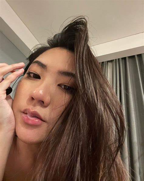 rachel florencia gaya model pakaian kecantikan wajah gadis