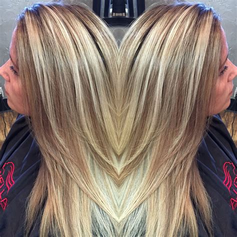 Long blonde highlighted hair. | Long blonde hair, Tape in hair ...