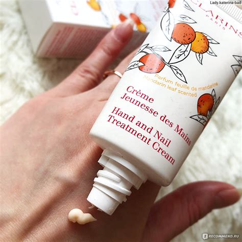 Крем для рук и ногтей Clarins Jeunesse des mains Hand and nails ...