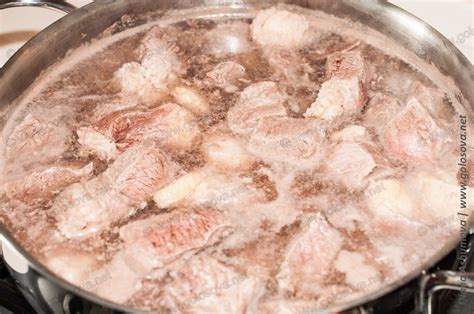 Тушеное мясо с луком - тушеная говядина с луком. Рецепт с фото ...