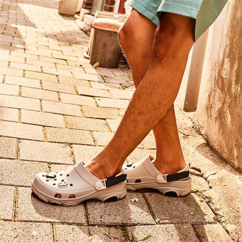 Crocs Men With Prices