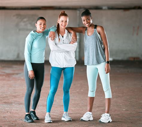 athleisure wear  women  gym  street secrets