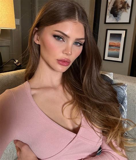 Mila Sobolov 🤍 | Hey :3 (say it back) | Instagram