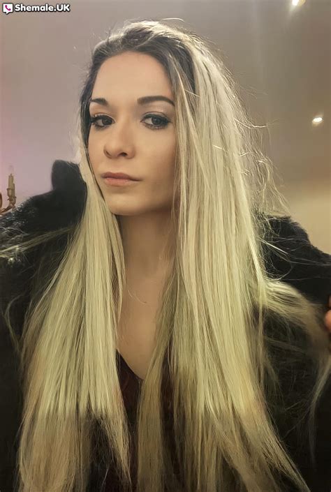 TS Escort London - Meet Brunna Cicarelli Today