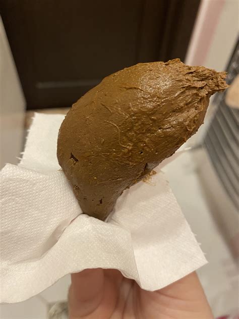 The fattest one so far : r/poop