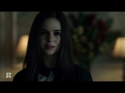 Holly Deveaux
