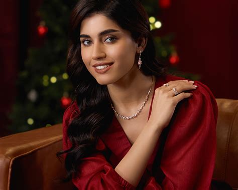 Top Happy Independence Day Quotes, Wishes, Messages to Share