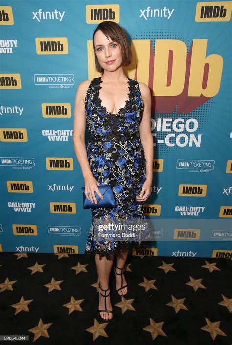 Julie Ann Emery's feet