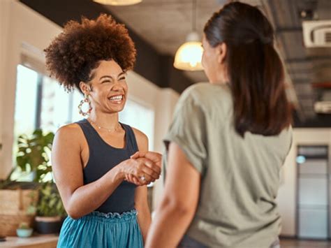 Difference Between “Nice To Meet You” And “Nice Meeting You” (Revealed ...