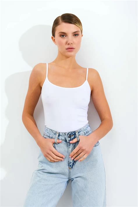 Майка Basic Белая – LERALON | Clothes, Women's top, Tank tops