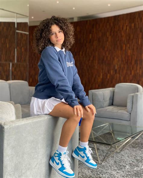 Gabriella Saraivah Photos and Live Stream Video 03/29/2021 • CelebMafia