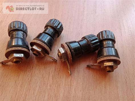 Зажим клеммный (клемная колодка, гнездо приборное, соединитель) СССР, 4 ...