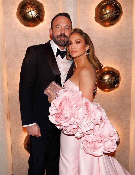 Ben Affleck Is "Very Protective" Over Jennifer Lopez