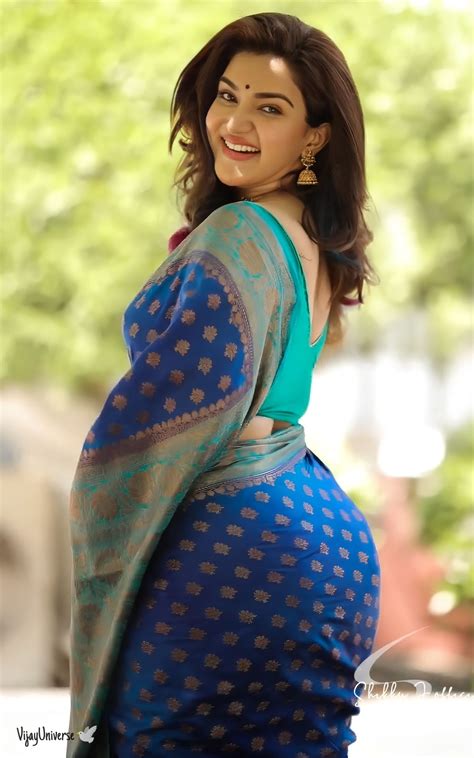 శారీలో హనీ రోజ్ ఒంపుసొంపులు | News in Telugu