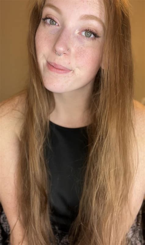 Happy weekend 🫶🏻 : r/Selfie_Girl