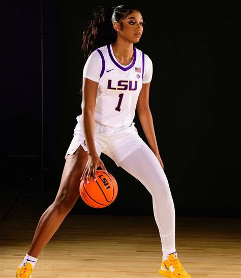 🔥 [70+] Angel Reese Wallpapers | WallpaperSafari