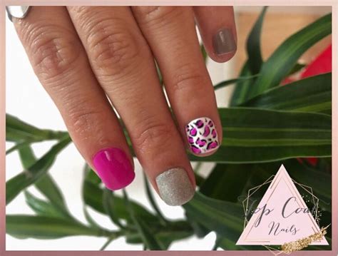 Animal print en esmaltado semipermanente • . . BY: @jaz.lista | Nails ...