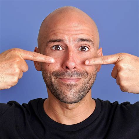 Hoy te cuento de dónde viene esa reacción Tan instintiva de tomar una