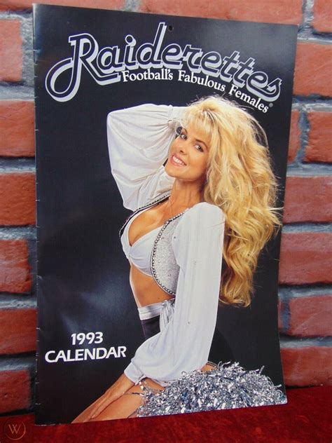 1993 Los Angeles RAIDERETTES CALENDAR "Football's Fabulous Females ...