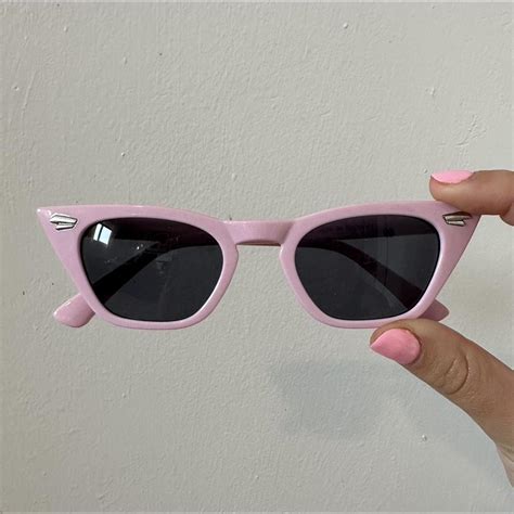 Pink Cat Eye Sunglasses I just don’t wear them... - Depop