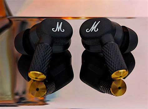 Marshall Motif II ANC review: First-rate earbuds, rock 'n' roll style ...
