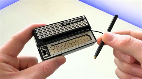 $1 stylophone ACTUALLY exists! - YouTube