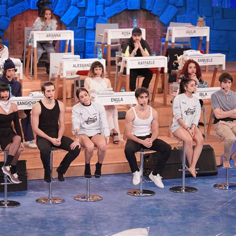 Amici di Maria De Filippi: sfide di canto e ballo, video, news e ...