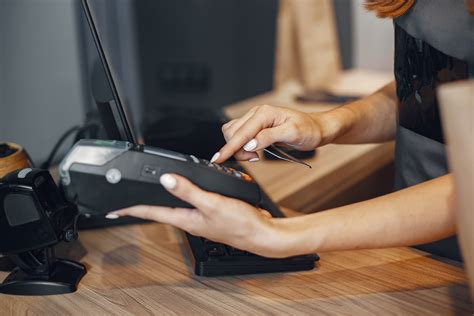 How do Credit Card Machines Work? Explained Step by Step. – All-Star
