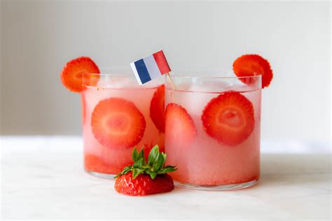 French Pastis & Strawberries | Taste France Magazine