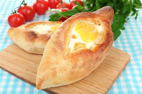 Premium Photo | Ajarian khachapuri close up