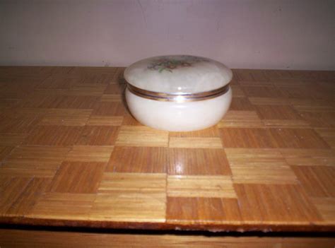 Trinket box | Collectors Weekly