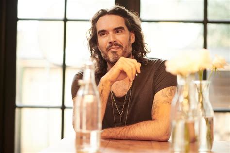 Russell Brand Biography, Age, Education, Career and Net Worth - Contents101