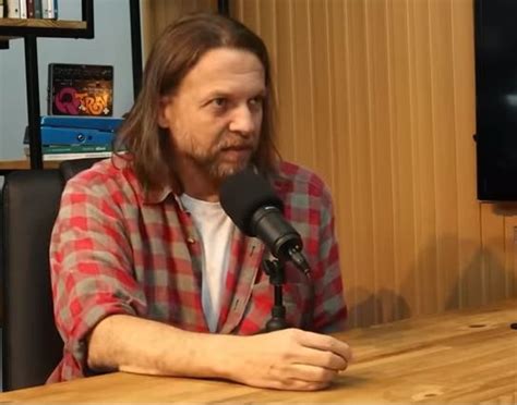 Aos 58 anos, Vinny fala sobre declínio da carreira: 'É uma espécie de ...
