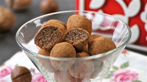 🍬 Конфеты из овсяных хлопьев — рецепт вкусного и полезного десерта к ...