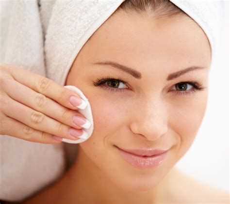 Tonic La Roche-Posay: ulasan toner penenang Physiological Remedies