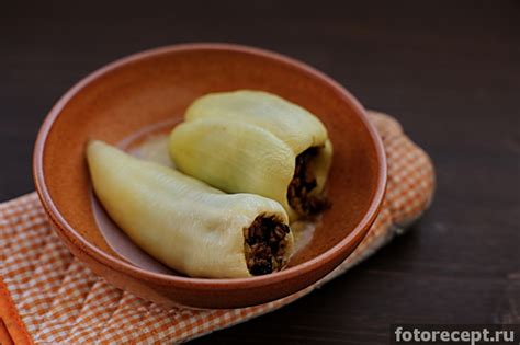 Перец, фаршированный мясом и фасолью | fotorecept.ru