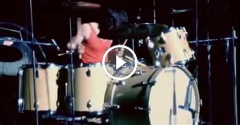 Led Zeppelin's John Bonham Beats Drums Senseless in this 14 Minute Epic ...