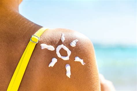 Kremy SPF – co to, jaki wybrać, jak nakładać, jakie korzyści? | naTemat.pl